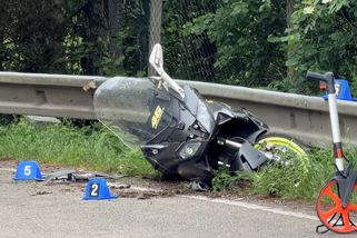 Motorkář zemřel po střetu s dodávkou v protisměru u Prahy - Novinky