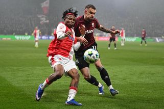Slavia vyhrála na Letné o tři branky. Rozhodl klenot z Polska, Sparta ztrácí