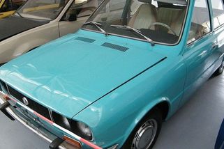 Škoda 120 byla beznadějně zastaralá už v době vzniku. V Mladé Boleslavi přitom pracovali na zajímavém liftbacku a předokolce - Garáž.cz