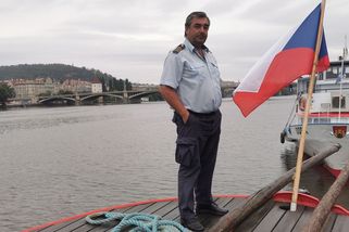 Plout s námi na Slapy je strašidelné, říká kapitán parníku Vltava - Seznam Zprávy