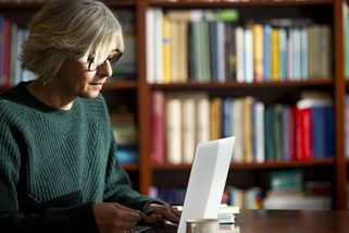 Srdceryvný příběh osudu vojenského lékaře stál ženu z Brněnska půl milionu - Novinky