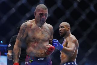 MMA | Obávaného bijce Pereiru smetla bouře. Byl příliš velký, vysvětlila legenda - Sport.cz