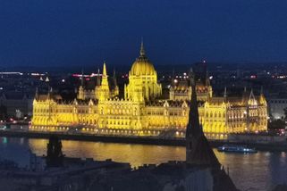 Vlakem za zážitky: můj víkend v Budapešti - Médium.cz