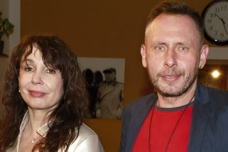 Chodili spolu čtyři roky, společné bydlení se ale nekonalo. Boudová popsala vztah s Tunou, chodí bos i v zimě, do mrazu nosí kraťasy