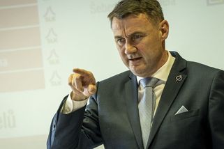 Policie obvinila libereckého hejtmana Martina Půtu z neoznámení nabídky úplatku - Seznam Zprávy