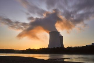 Suchem zkoušená Evropa: Maďarská jaderná elektrárna Paks jede na půl plynu, hrozí jí historická odstávka