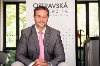 Epidemiolog vysvětluje, co by se stalo, kdyby se přestalo očkovat