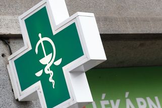 Lék na rakovinu prsu se vrací do lékáren. Zatím jen někam - Novinky