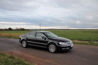 Nejdražší automobilové omyly Evropy: Tohle je 10 modelů se ztrátou přes 18,5 miliardy eur