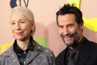 Jaký je Keanu Reeves v soukromí? Jeho přítelkyně konečně promluvila: „Žila jsem s Johnem Wickem i s Neem“