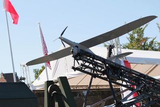 V Polsku hořela továrna dodávající drony Ukrajině - Novinky