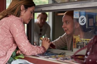Jeden panák, oslepnete. Dva, zemřete. Na Netflix dorazil mrazivý český megahit s 80% hodnocením, ze kterého naskakuje husí kůže