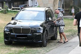 Vémola se zbavuje dalšího auta. Po ikonickém Mercedesu dal do prodeje i luxusní BMW
