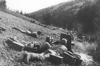 Češi u zrodu největší porážky carského Ruska: peklo u Gorlice a Tarnówa změnilo válku - Médium.cz