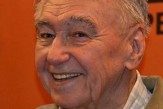 Muži neoblíbený Josef Zíma: Dostal se ze spárů StB. Pomohl mu Werich i vojenský prokurátor - Médium.cz