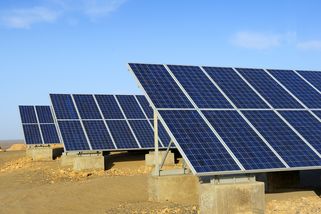 Solární elektrárny v Číně překonaly v instalované kapacitě uhelné elektrárny