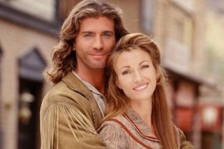 Joe Lando alias Sully z Doktorky Quinnové zraje jako víno. Je mu 64 a pořád je to velký hezoun