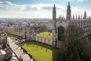 Pro studium na elitní britské univerzitě stačí angličtina z Duolinga - Seznam Zprávy