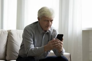 Důchod z průměru za nic vytočil Čechy doběla. Připomněli disidenty i vlastní roky práce