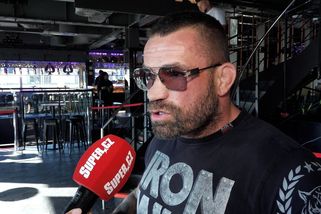 Karlos Vémola znovu vrací Lele úder: Tady je důvod, proč jsem jí vzal auto!