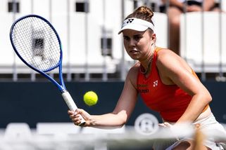 Nosková bleskově vypadla z turnaje i elitní desítky WTA. Jako lední medvěd v Texasu, zní od fanoušků