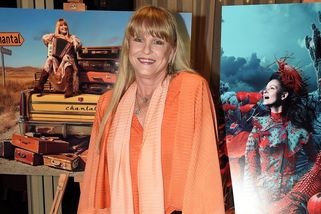 Chantal Poullain slaví 70: Naučte se od ní nosit šátek