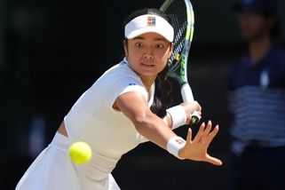 Foto dne: Alexandra Eala okouzlila Wimbledon ikonickým úderem