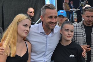 Klobásy, rodiny a popstar Siegmund. Tak AfD normalizuje radikální politiku - Seznam Zprávy