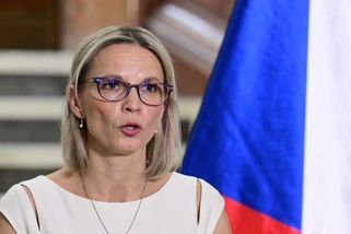 „Nové morální dno a nejnechutnější tiskovka.“ Mrázová schytala drsnou kritiku od opozice