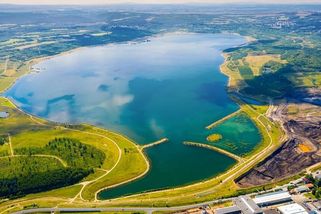 Ani Lipno, ani Orlík. Nejkrásnější koupání v Česku bude v roce 2026 úplně jinde. Přišel čas si ho zamluvit na léto