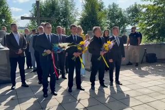 Lipavský je na Ukrajině. Ve Zborově uctil památku padlých československých legionářů - Novinky