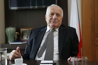 Člověk má mít právo jít, kam chce, vysvětlil návštěvu restaurace „neposlušný občan“ Klaus - Novinky
