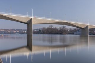 Nový most v Praze je dvakrát dražší než podobná stavba v Helsinkách
