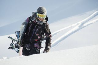 Děsivé záběry. Česká olympionička Pančochová skončila pod lavinou - Sport.cz