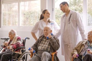 Seniorská apokalypsa roku 2050, půl milionu Čechů bude starších 85 let - Novinky