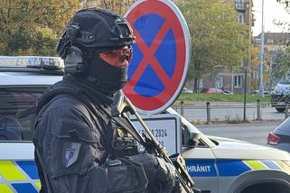 Policie v Ivančicích zastřelila agresivního muže s nožem - Novinky