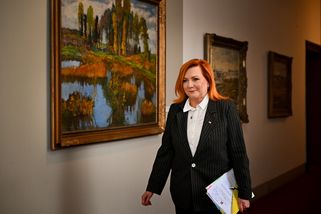 Schillerová z cen paliv udělala další estrádu. Z odbornosti nabídla hlavně povýšenost, výmluvy a útoky na ostatní