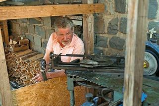 Neřeže vaše pila tak, jak má? Vyrobte si brusku na pilové kotouče