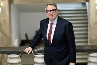 Zvýšení důchodů od ledna: Může jít o vyšší částku, než Juchelka předpokládal