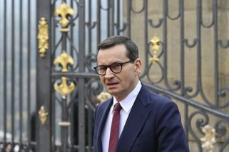EU schválila balík s 18 mld. pro Ukrajinu a min. zdaněním korporací