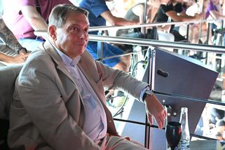 Smutný pád Jiřího Paroubka: Kdysi řídil Česko, teď seděl mezi Kotláry a internetovými bizáry