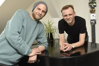 Lékař, který odmítl pomoci zpěvákovi z O5 a Radeček, hudebníka kontaktoval. Co mu řekl?