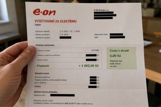 „Celé léto nepřetržitě chladím dům, přesto mám přeplatek.“ Příjemných 23 °C mu zajišťuje rekuperace