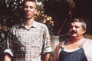 Film Vesničko má středisková je plný chyb. Kravata, Otíkova cesta do Prahy i další věci - Médium.cz