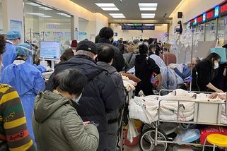 Koronavirus zrychluje a dál mutuje - Novinky