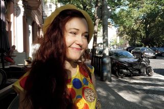 Buďte rádi, že nepřišla nahá. Eva Toulová nemohla jít ani na záchod