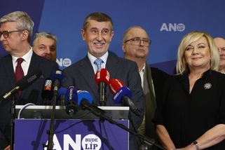 Pokaždé spustí opozice virvál, po schůzce Blažka s Nejedlým je podivné hrobové ticho - Novinky