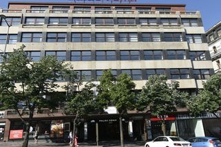 Stopy skupiny kolem Pitra a Janouška sahají až do byznysu pod dohledem ČNB - Seznam Zprávy