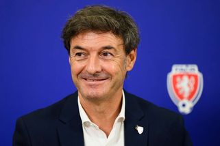 Věřte týmu! Fyzično není vše, Češi mají i talent, říká nový trenér | Livesport.cz