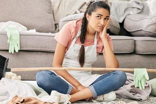 Topí se v tichém vyčerpání. Jak neplacená domácí práce ovlivňuje zdraví - Novinky